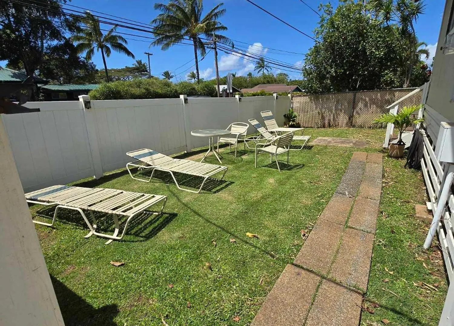 Robbins Estate Haiku
